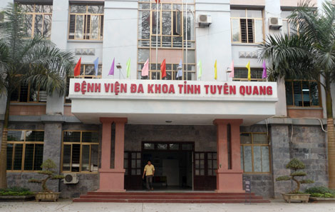 Bệnh viện đa khoa tỉnh Tuyên Quang vừa cứu thành công một sản phụ bị vỡ tử cung do dính vết mổ cũ